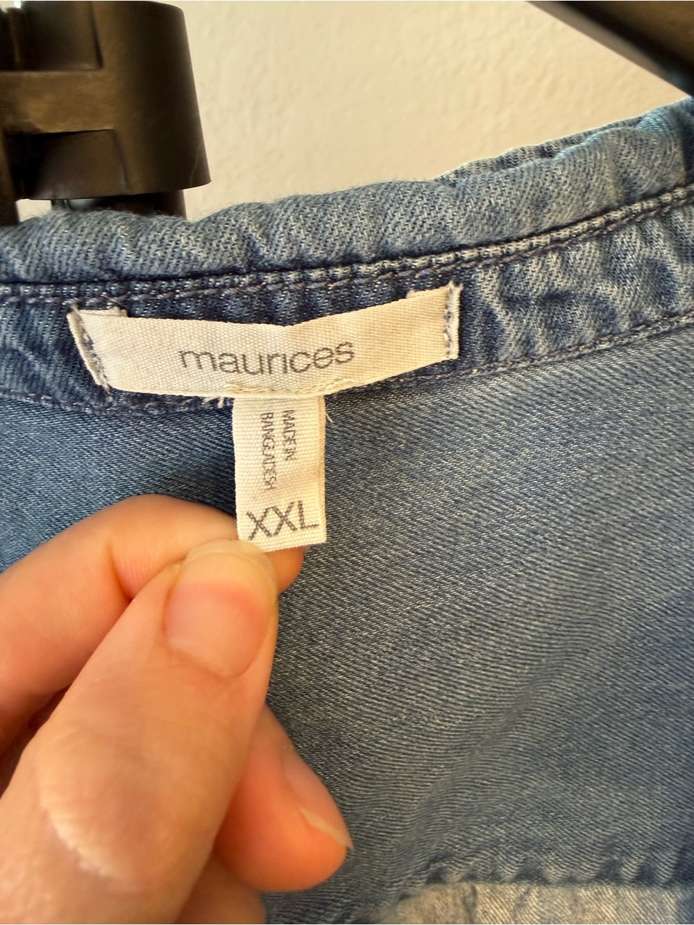 Maurice’s womens Denim Snap long sleeve Shirt. Size XXL. - Picture 3 of 5